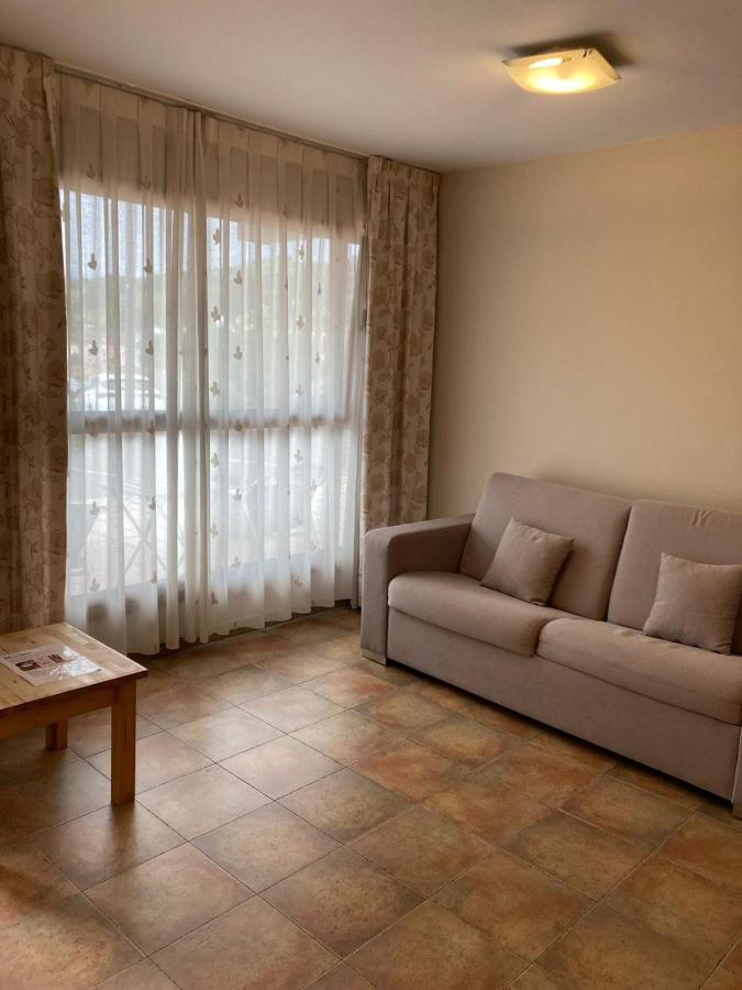 Apartamentos Aldea Del Puente Onís Exteriör bild
