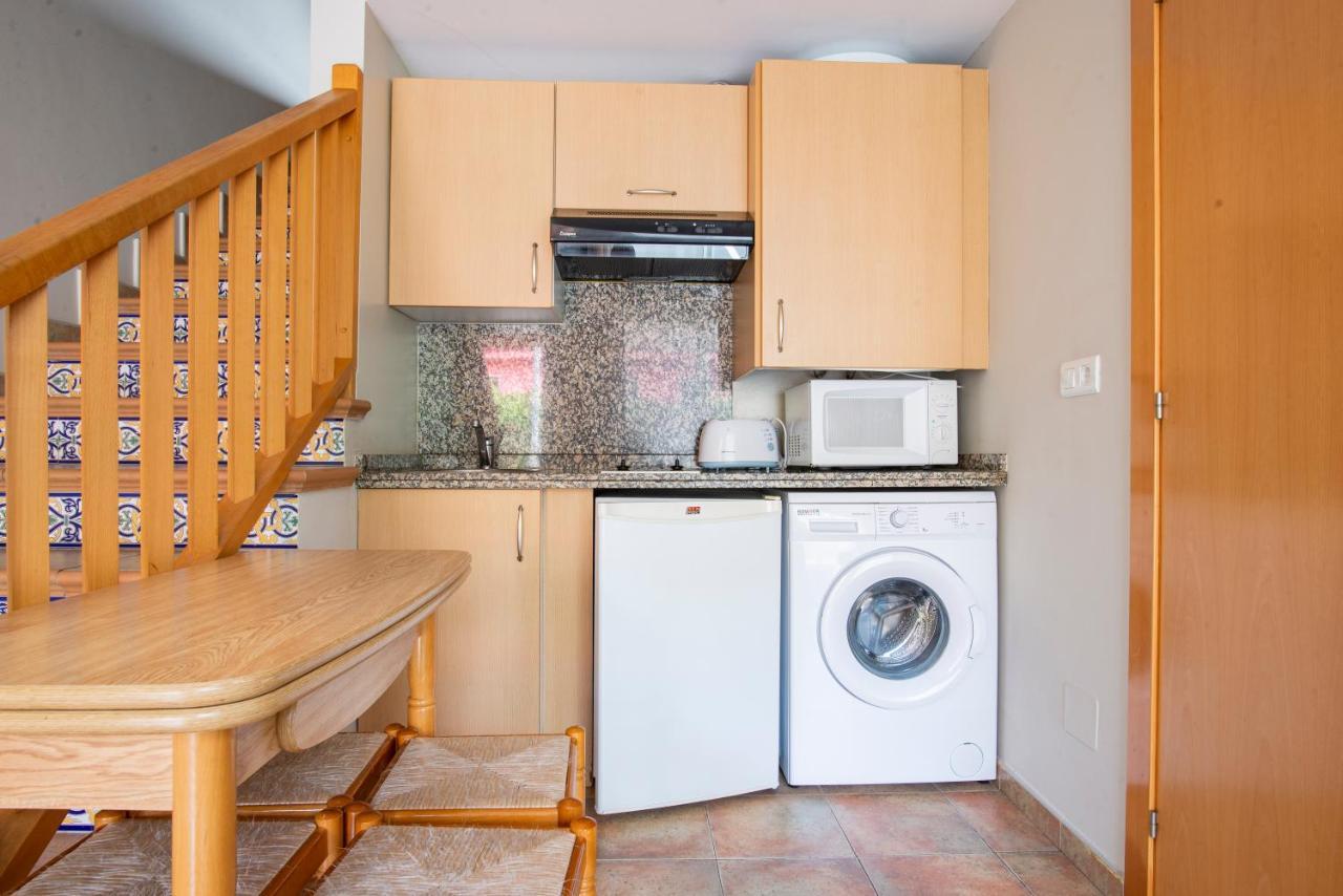 Apartamentos Aldea Del Puente Onís Exteriör bild